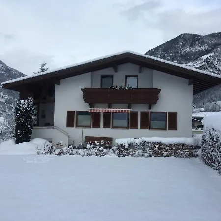 Daire Terrassenapartment Maria Umhausen