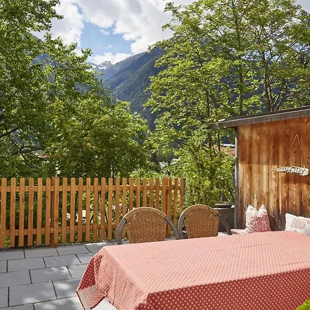 Terrassenapartment Maria *